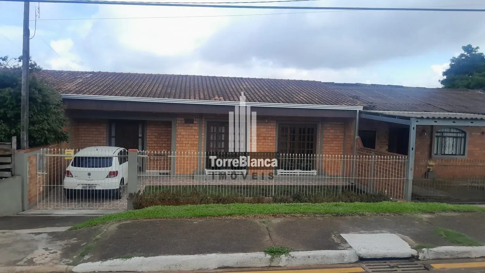 Casa, 3 quartos, 178 m² - Foto 1