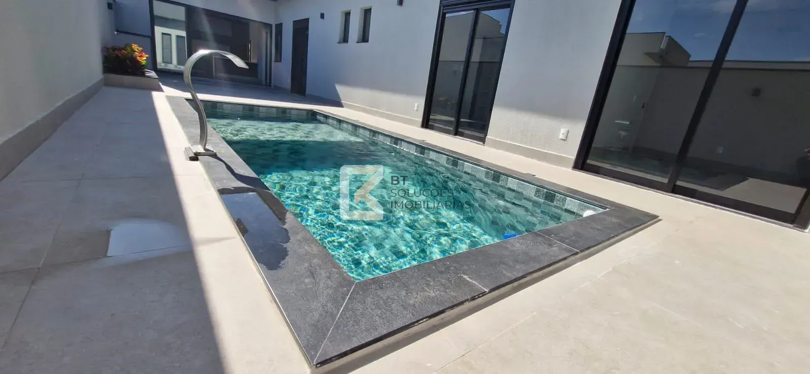 Casa, 3 quartos, 235 m² - Foto 15
