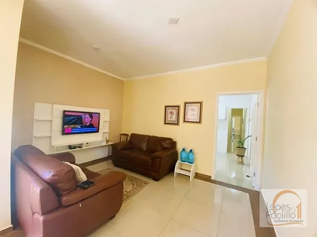 Casa com 240m² 3 quartos e 2 banheiros, à venda, no bairro Jardim dos Pinheiros em Atibaia