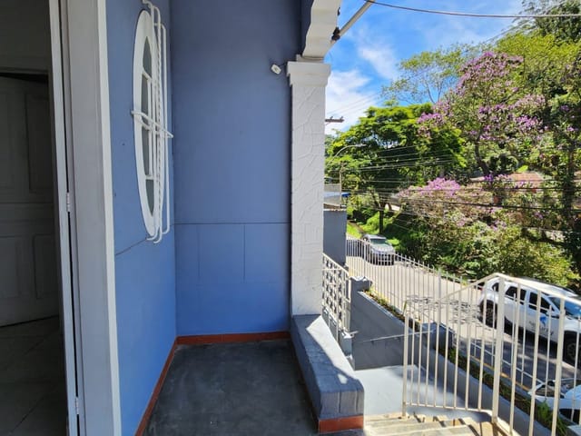 Casa com 8831m² 4 quartos e 1 banheiro, à venda, no bairro Centro em Petrópolis