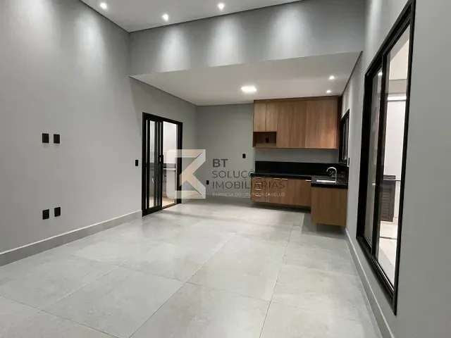 Casa 3 quartos e 2 banheiros, para alugar, no bairro Jardim Bom Sucesso em Indaiatuba