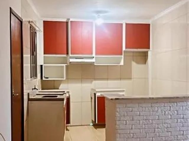 Casa com 84m² 1 quarto e 1 banheiro, à venda, no bairro Parque Pinheiros em Taboão da Serra