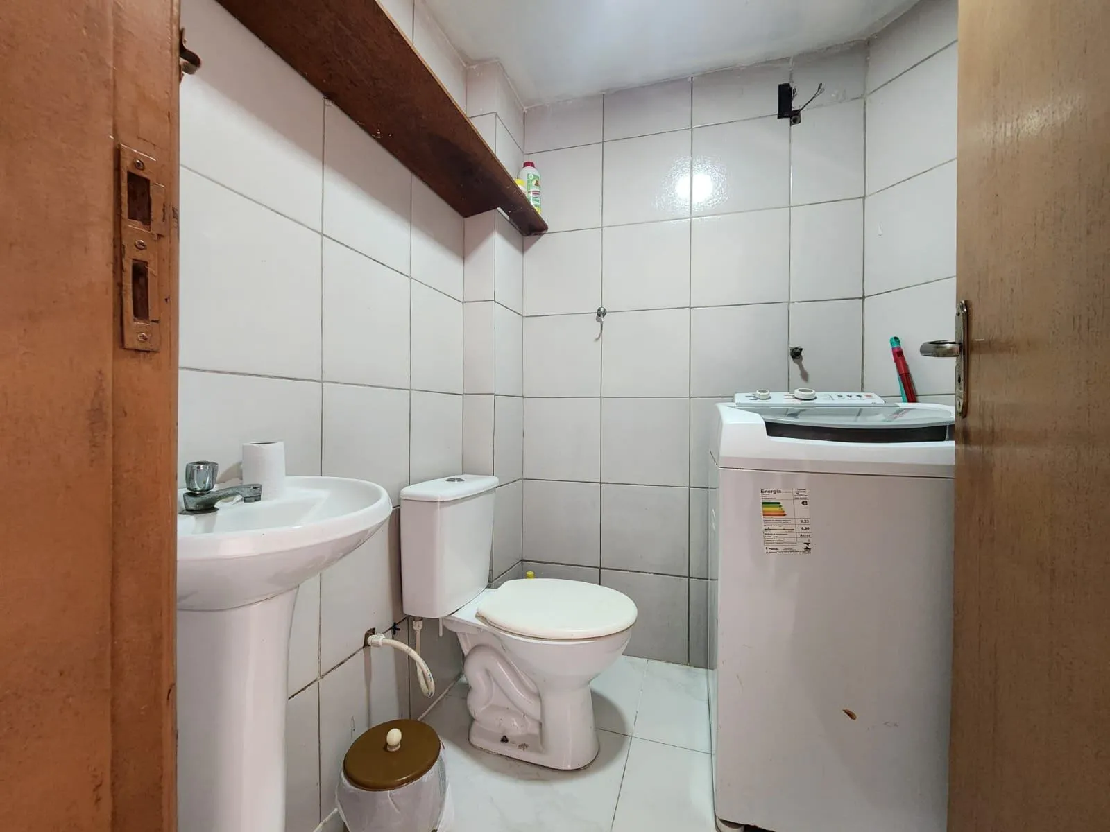 Casa à venda no centro de Pelotas - 282 m², 4 quartos (sendo 1 suíte com hidro), espaço gourmet com churrasqueira e garagem. - 12