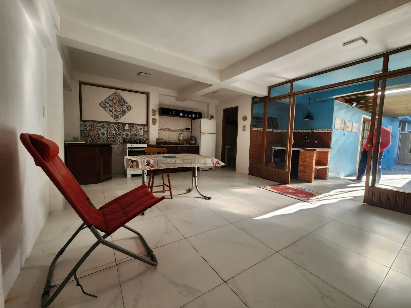 Casa à venda no centro de Pelotas - 282 m², 4 quartos (sendo 1 suíte com hidro), espaço gourmet com churrasqueira e garagem. - 10