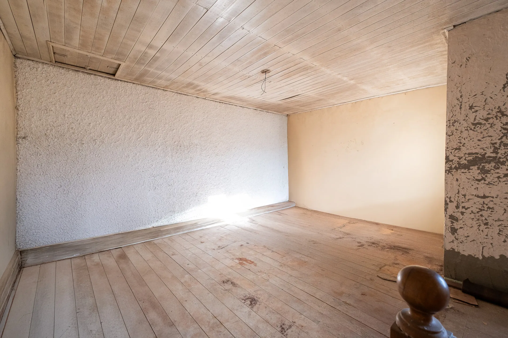 Casa totalmente mobiliada para locação com 2 quartos, ambientes amplos e aconchegantes, pronta para morar e ideal para quem busca conforto e praticidade. - 15