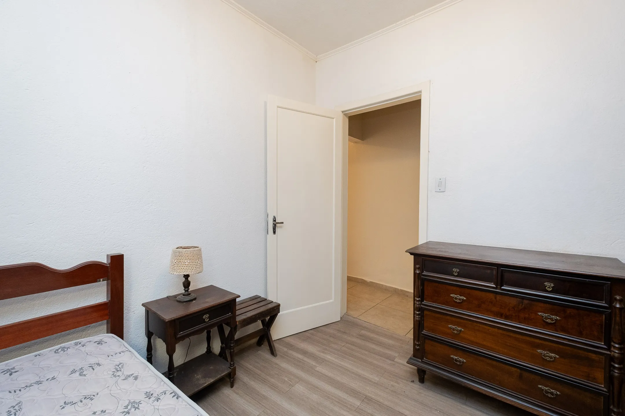 Casa totalmente mobiliada para locação com 2 quartos, ambientes amplos e aconchegantes, pronta para morar e ideal para quem busca conforto e praticidade. - 8