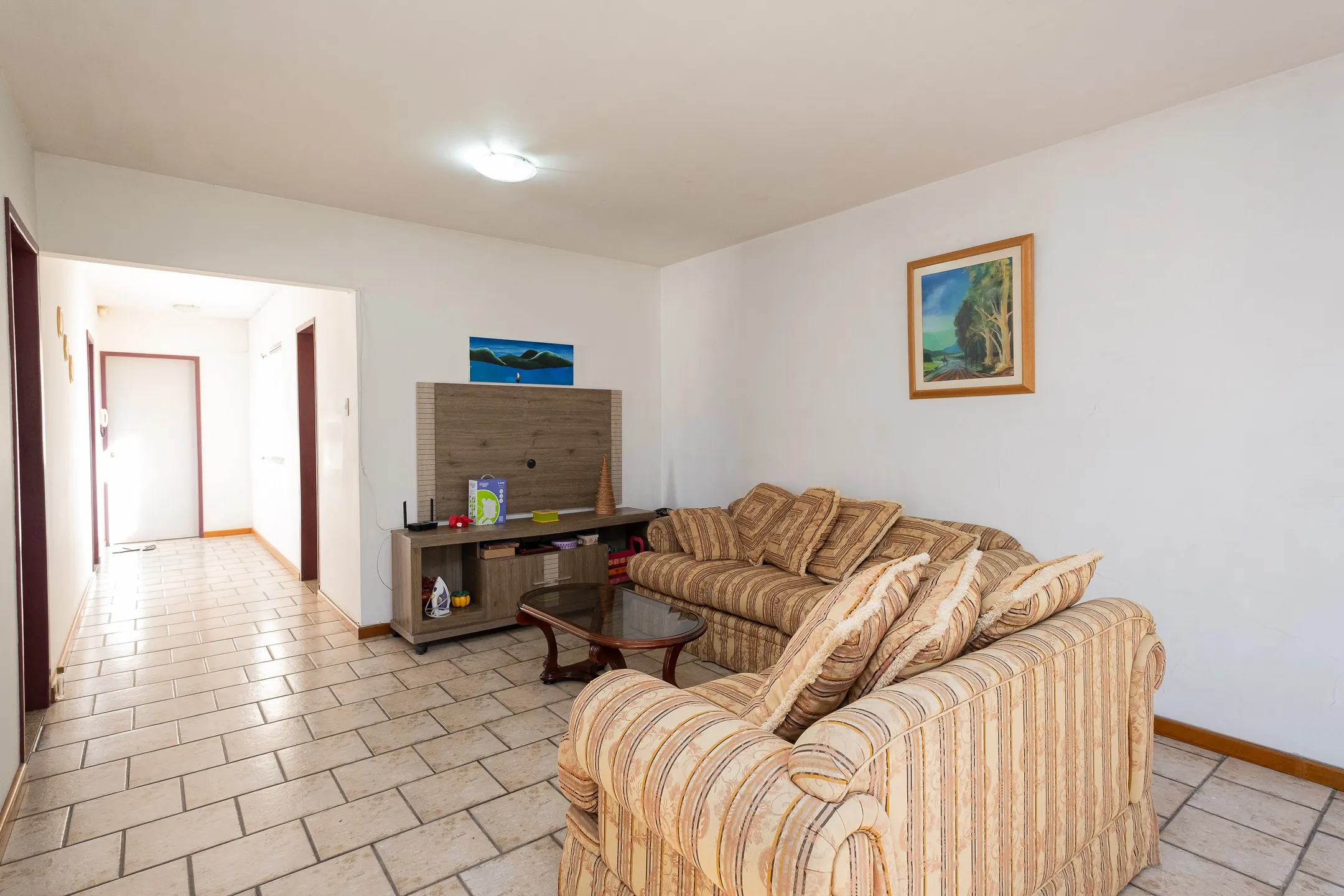 Casa ampla à venda no Centro de Pelotas - 381 m², 6 quartos (sendo 3 suítes), energia solar, pátio com piscina e terreno com 750 m² - 14