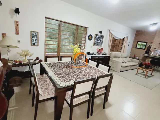 Casa com 5000m² 4 quartos e 1 banheiro, para alugar, no bairro Pinheiral II em Atibaia