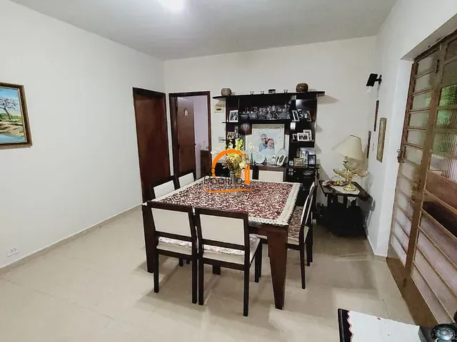 Casa com 5000m² 4 quartos e 1 banheiro, para alugar, no bairro Pinheiral II em Atibaia