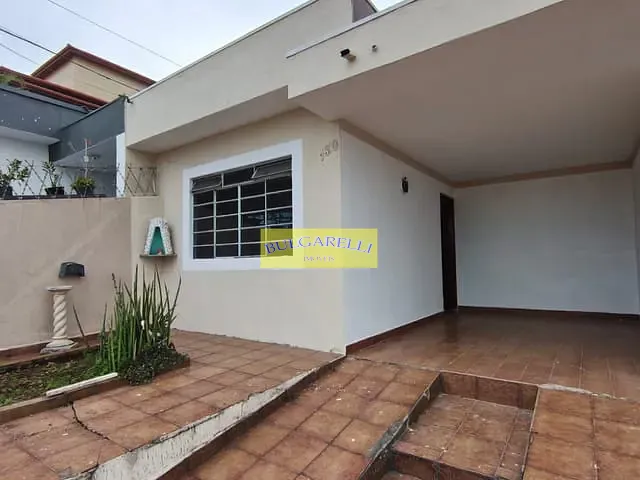 Casa com 260m² 3 quartos e 2 banheiros, à venda, no bairro Vila Marlene em Jundiaí