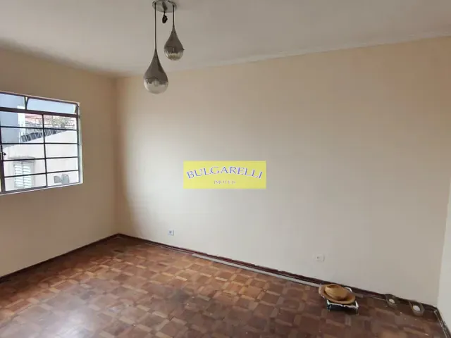 Casa com 260m² 3 quartos e 2 banheiros, à venda, no bairro Vila Marlene em Jundiaí