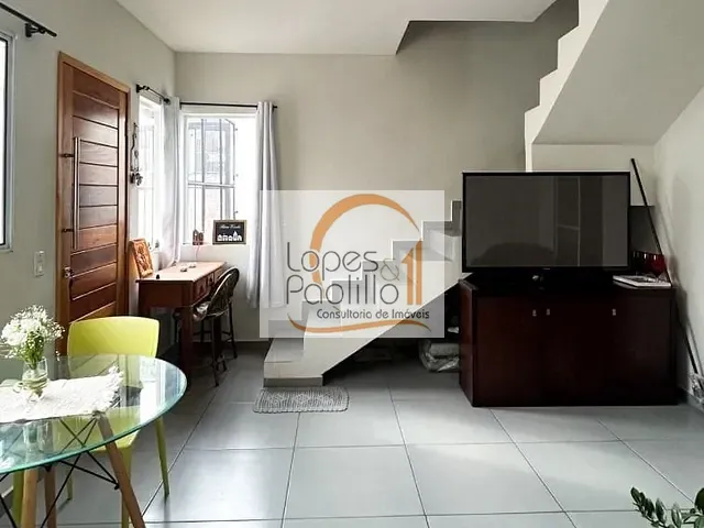 Casa com 100m² 2 quartos e 1 banheiro, à venda, no bairro Jardim Santo Antônio em Atibaia