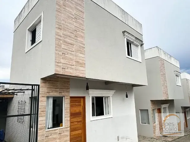 Casa com 100m² 2 quartos e 1 banheiro, à venda, no bairro Jardim Santo Antônio em Atibaia