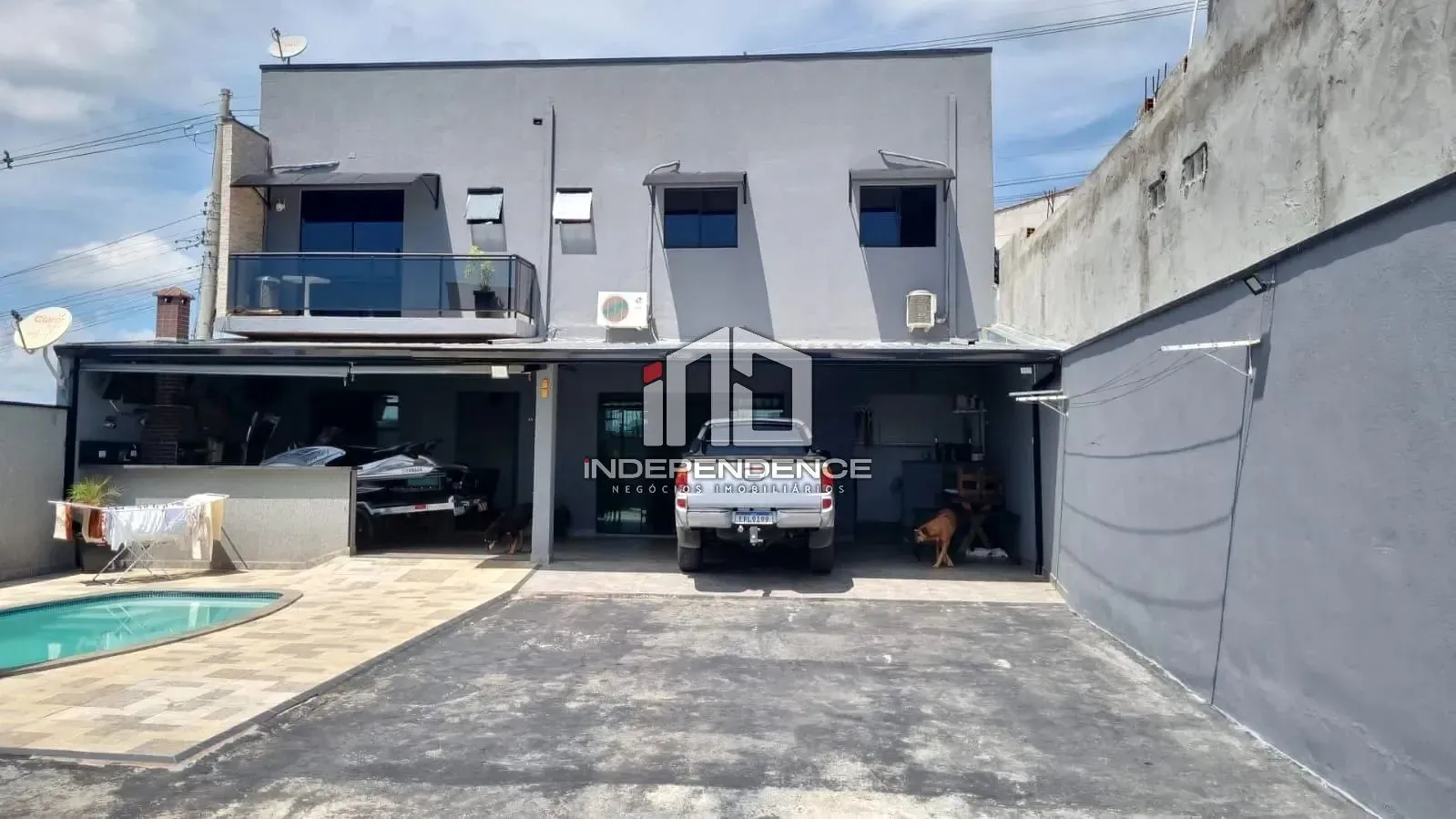 Casa, 3 quartos, 200 m² - Foto 1
