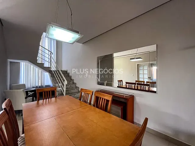 Casa com 250m² 3 quartos e 5 banheiros, à venda, no bairro Iporanga em Sorocaba