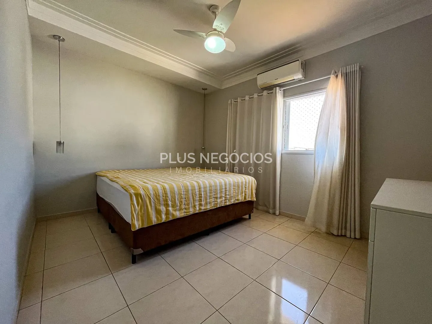 Casa, 3 quartos, 267 m² - Foto 32