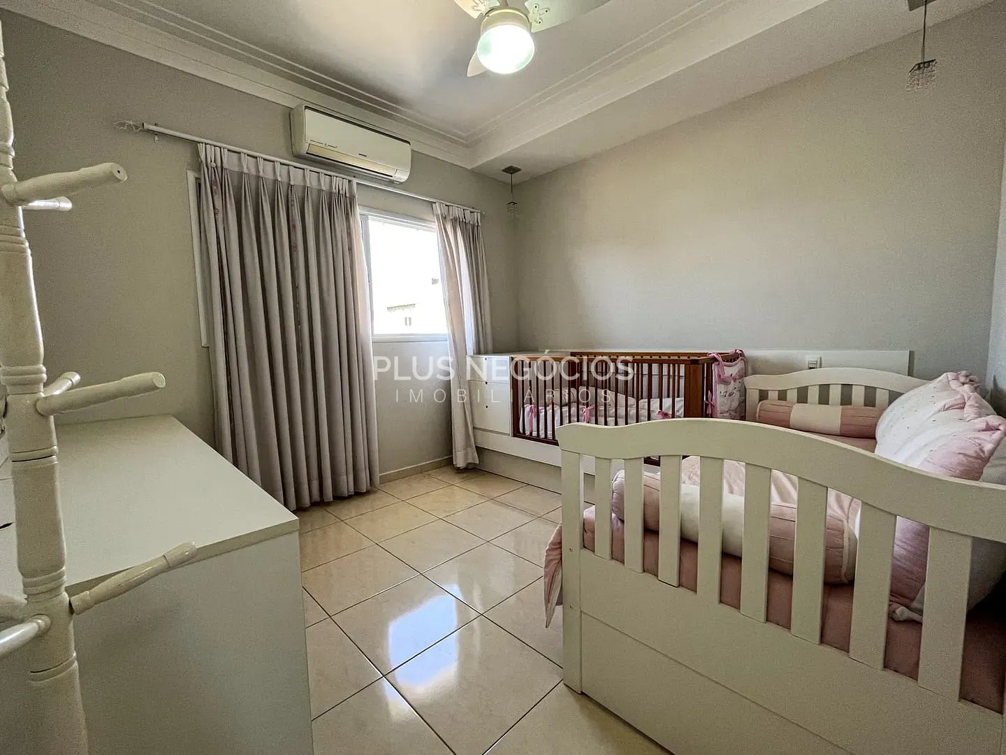 Casa, 3 quartos, 267 m² - Foto 28