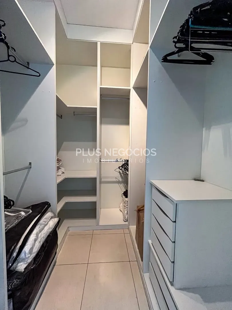 Casa, 3 quartos, 267 m² - Foto 30