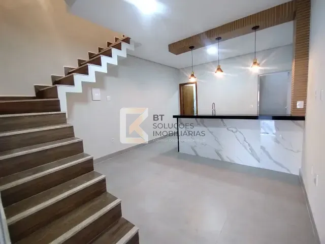 Casa 2 quartos e 3 banheiros, para alugar, no bairro Jardim Bela Vista em Indaiatuba