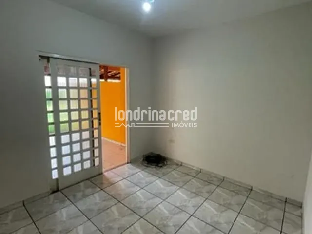 Casa 1 quarto e 1 banheiro, à venda, no bairro Alpes em Londrina