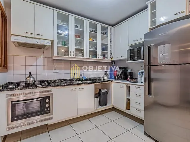 Casa com 185m² 2 quartos e 2 banheiros, à venda, no bairro Camaquã em Porto Alegre
