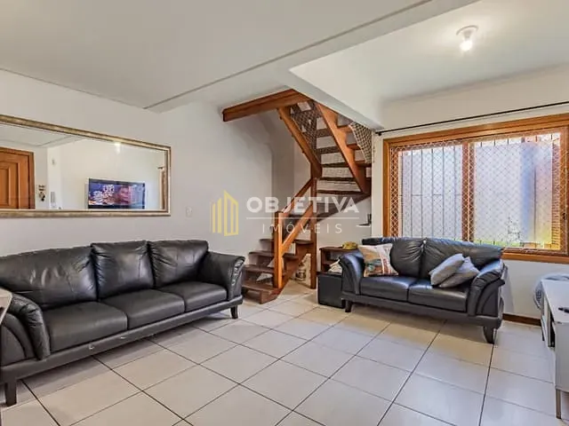 Casa com 185m² 2 quartos e 2 banheiros, à venda, no bairro Camaquã em Porto Alegre
