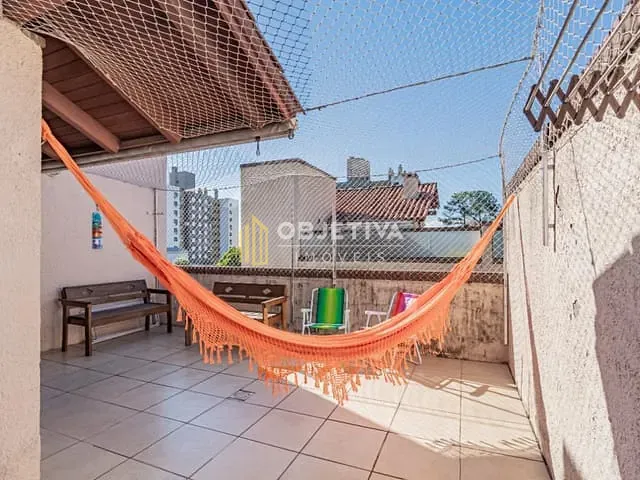 Casa com 185m² 2 quartos e 2 banheiros, à venda, no bairro Camaquã em Porto Alegre
