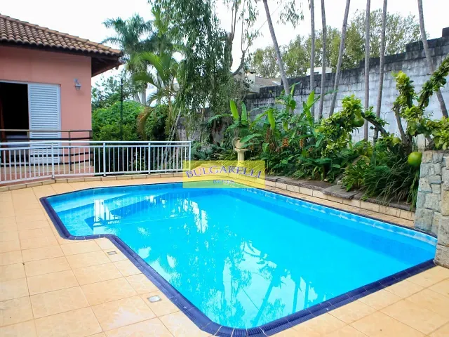 Casa com 590m² 4 quartos e 8 banheiros, à venda, no bairro Jardim das Samambaias em Jundiaí