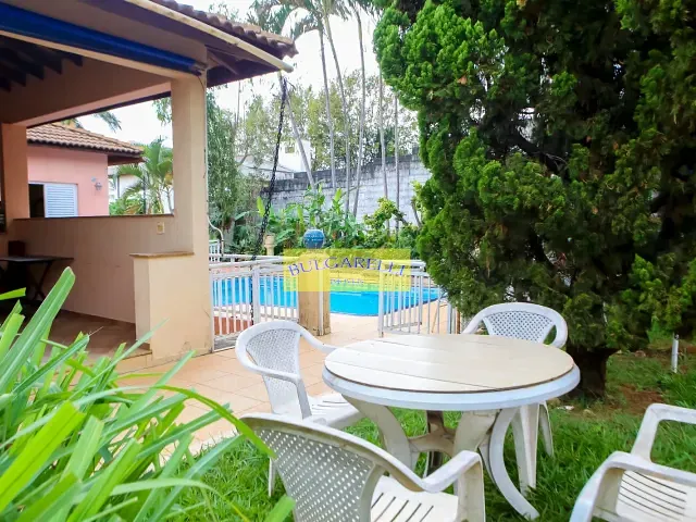 Casa com 590m² 4 quartos e 8 banheiros, à venda, no bairro Jardim das Samambaias em Jundiaí