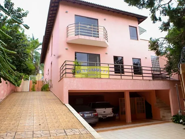 Casa com 590m² 4 quartos e 8 banheiros, à venda, no bairro Jardim das Samambaias em Jundiaí