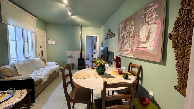 Casa 2 quartos e 1 banheiro, à venda, no bairro Laranjal em Pelotas