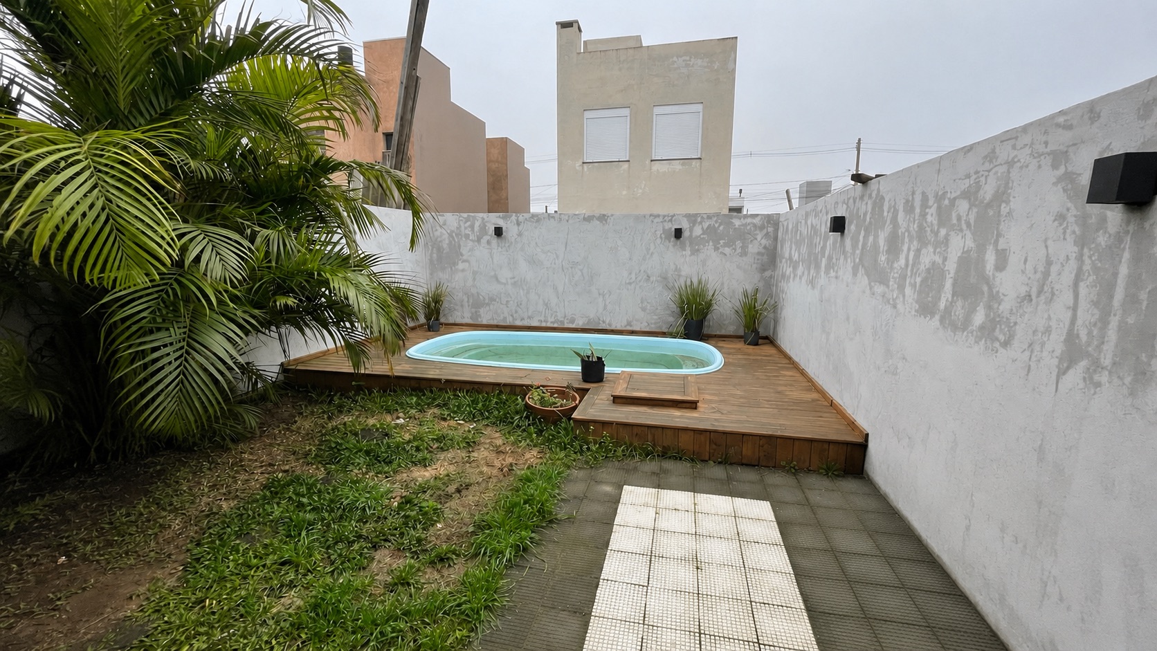 Casa à venda no Amarilis, Laranjal - 65 m², 2 quartos, móveis planejados, pátio com piscina e ótima posição solar. - 11