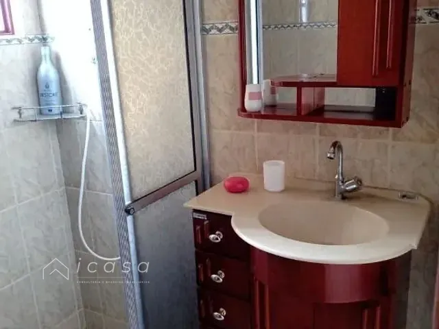 Casa com 240m² 4 quartos e 2 banheiros, à venda, no bairro Vila Santos em Caçapava