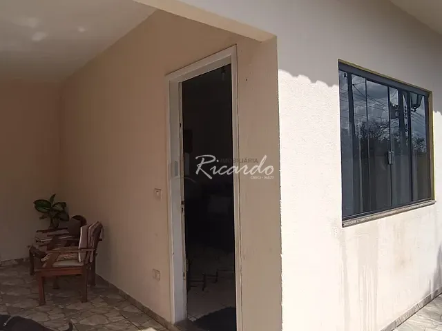 Casa com 298m² 3 quartos e 2 banheiros, à venda, no bairro Jardim Novo Horizonte em Arapongas