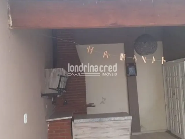 Casa com 125m² 2 quartos e 1 banheiro, à venda, no bairro Jardim Athenas em Londrina