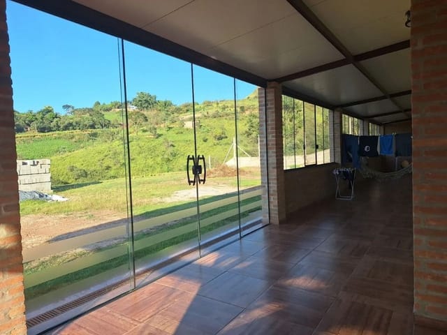 Casa com 303m² 4 quartos e 4 banheiros, à venda, no bairro Recanto Das Acácias em São Roque