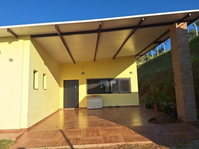 Casa com 303m² 4 quartos e 4 banheiros, à venda, no bairro Recanto Das Acácias em São Roque