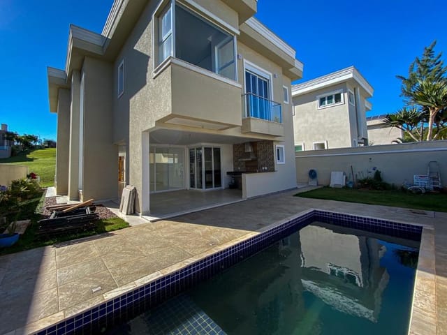 Casa com 450m² 4 quartos e 6 banheiros, à venda ou para alugar, no bairro Alphaville em Santana de Parnaíba