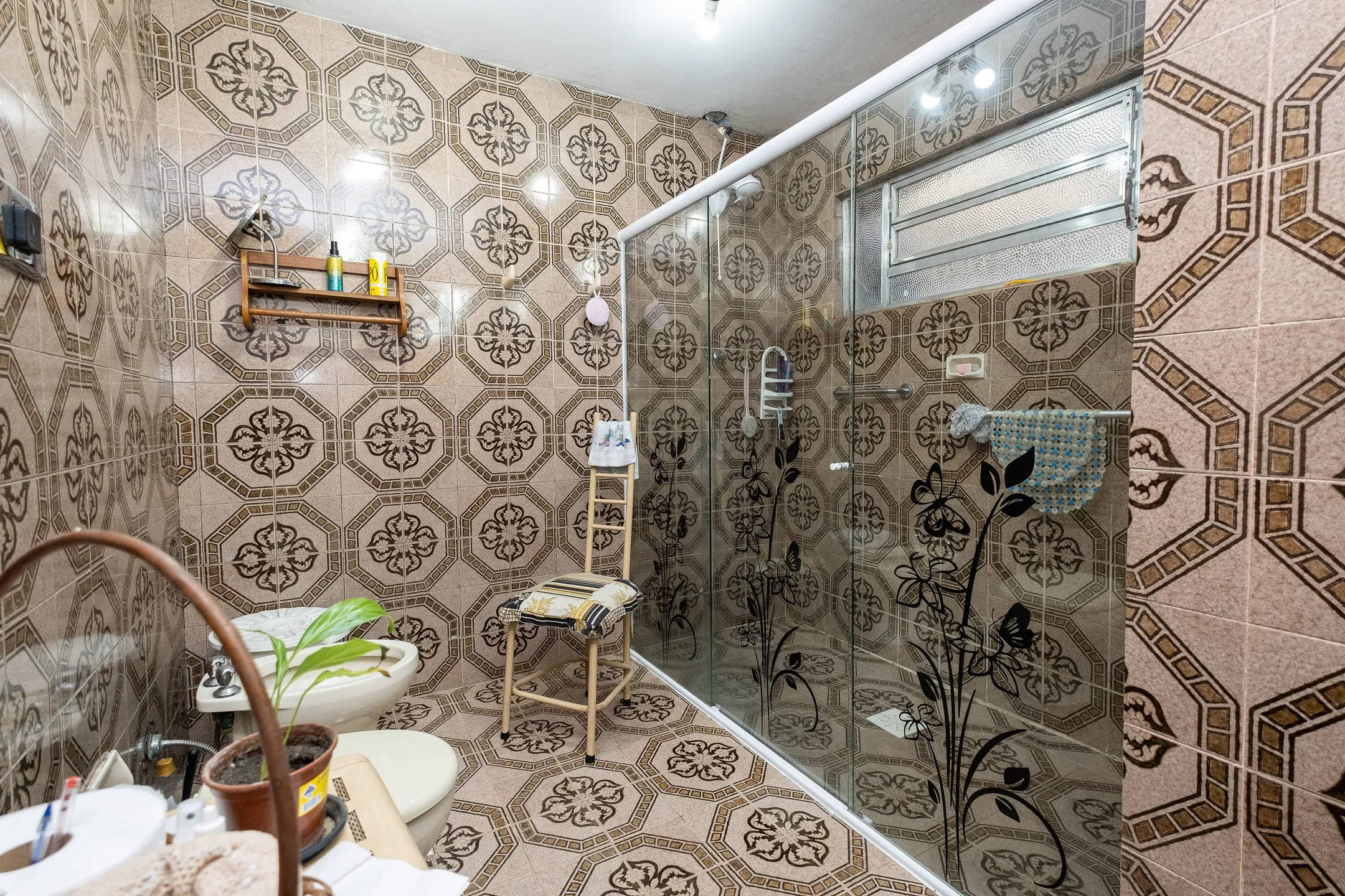 Casa à venda na Av. José Maria da Fontoura, Laranjal - 361 m², 5 quartos (sendo 2 suítes) e amplo pátio com piscina. - 6