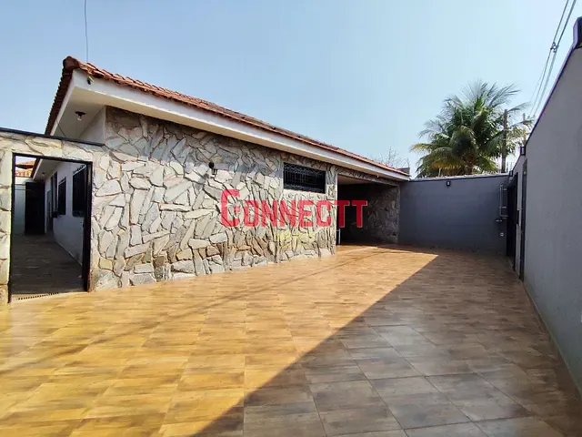Casa com 520m² 3 quartos e 4 banheiros, à venda ou para alugar, no bairro Parque Residencial Cidade Universitaria em Ribeirão Preto