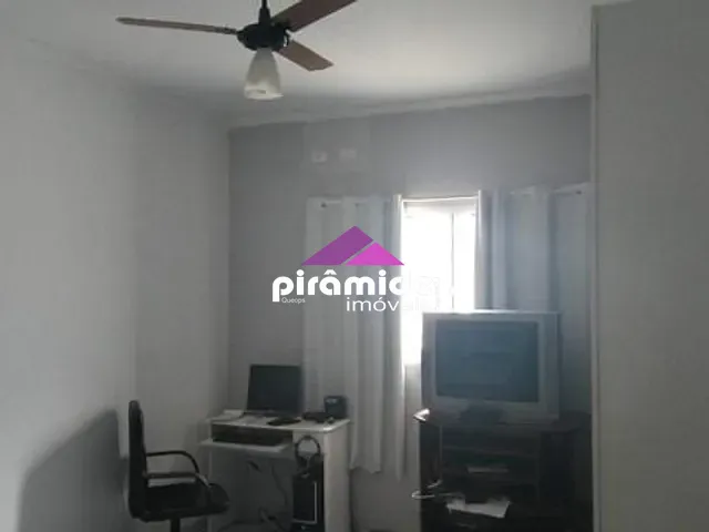 Casa com 125m² 2 quartos e 1 banheiro, à venda, no bairro Jardim das Indústrias em São José dos Campos