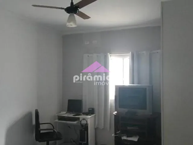 Casa com 125m² 2 quartos e 1 banheiro, à venda, no bairro Jardim das Indústrias em São José dos Campos