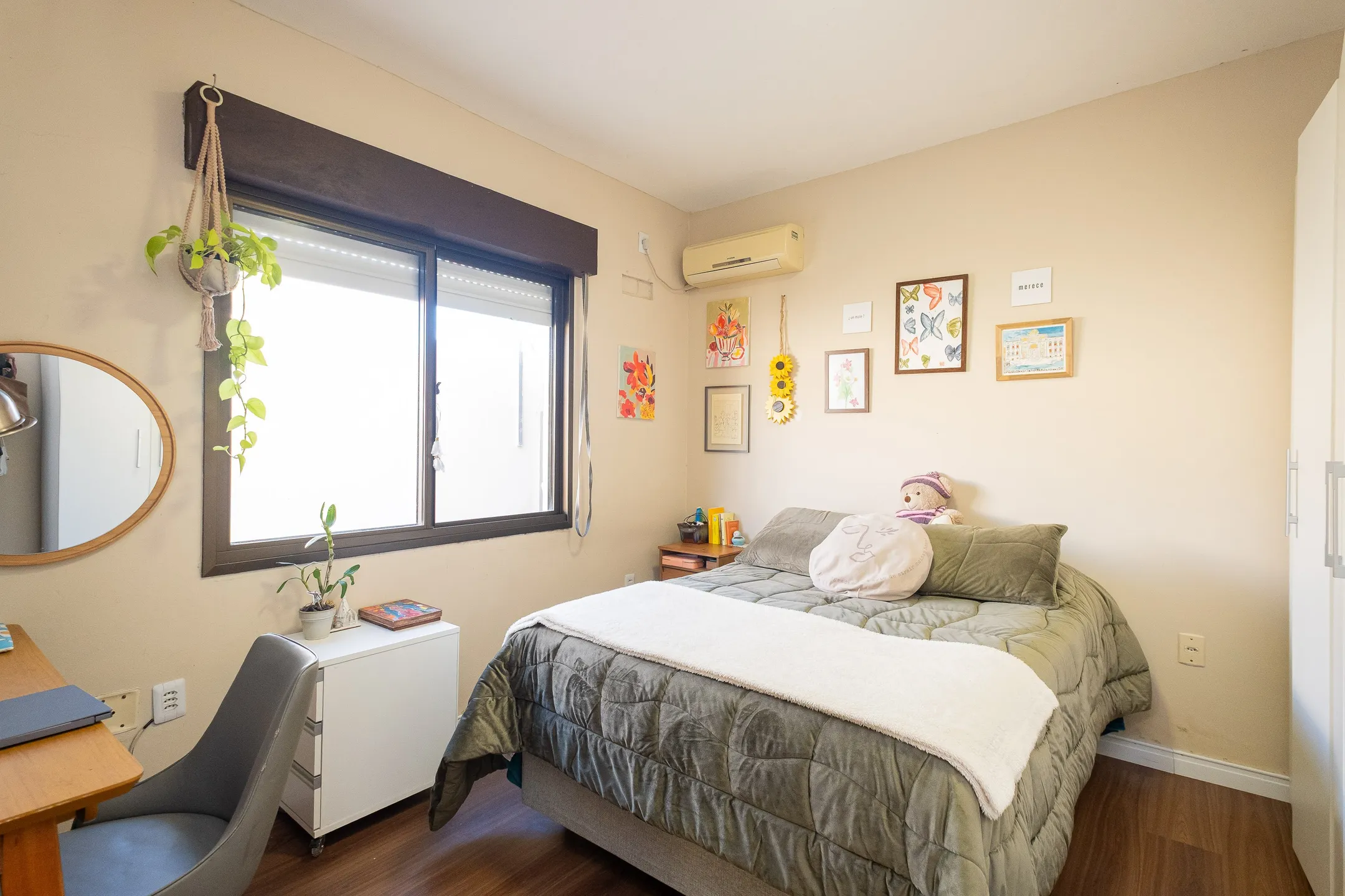Casa à venda no Recanto de Portugal, Laranjal - 130 m², 3 quartos (sendo 1 suíte), lareira, espaço gourmet com churrasqueira e piscina. - 10