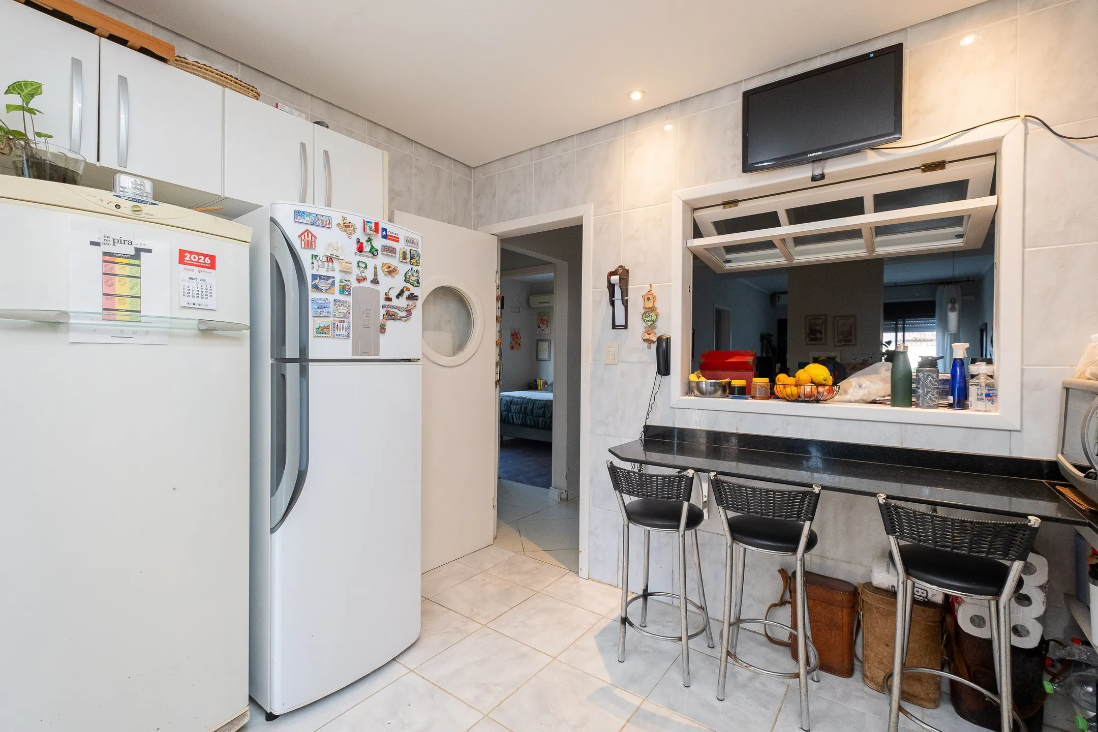 Casa à venda no Recanto de Portugal, Laranjal - 130 m², 3 quartos (sendo 1 suíte), lareira, espaço gourmet com churrasqueira e piscina. - 6