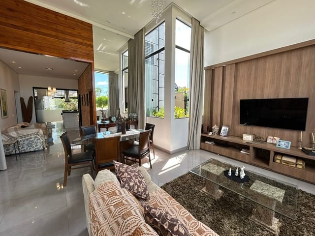 Foto do Casa - Casa com 3 dormitórios à venda, 216 m² por R$ 1.420.000,00 - Estância dos Ipês - Uberaba/MG | ZUCATO IMOBILIARIA LTDA