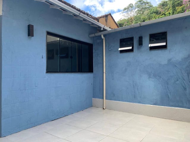 Casa à venda ou para alugar, no bairro Centro em Petrópolis