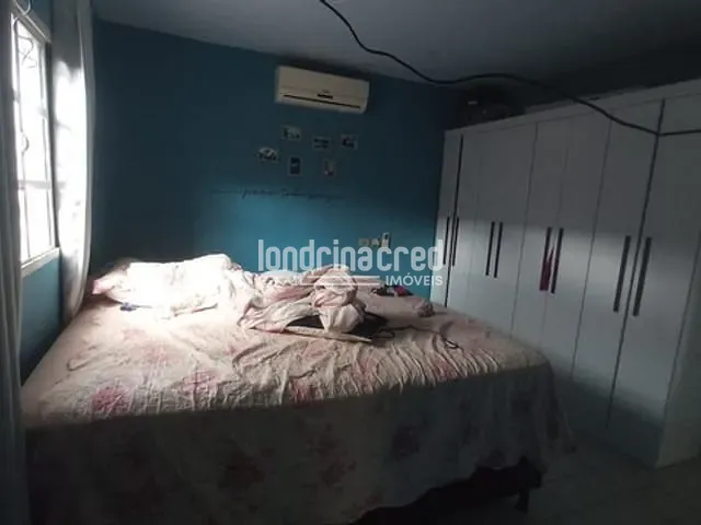 Casa 3 quartos e 2 banheiros, à venda, no bairro Giovani Lunardelli em Londrina
