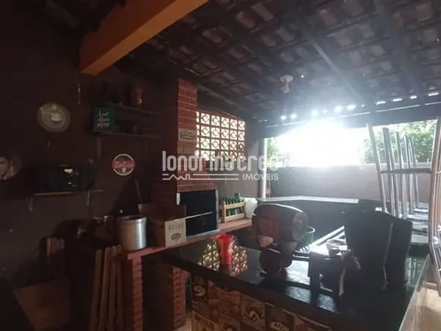 Casa 3 quartos e 2 banheiros, à venda, no bairro Giovani Lunardelli em Londrina