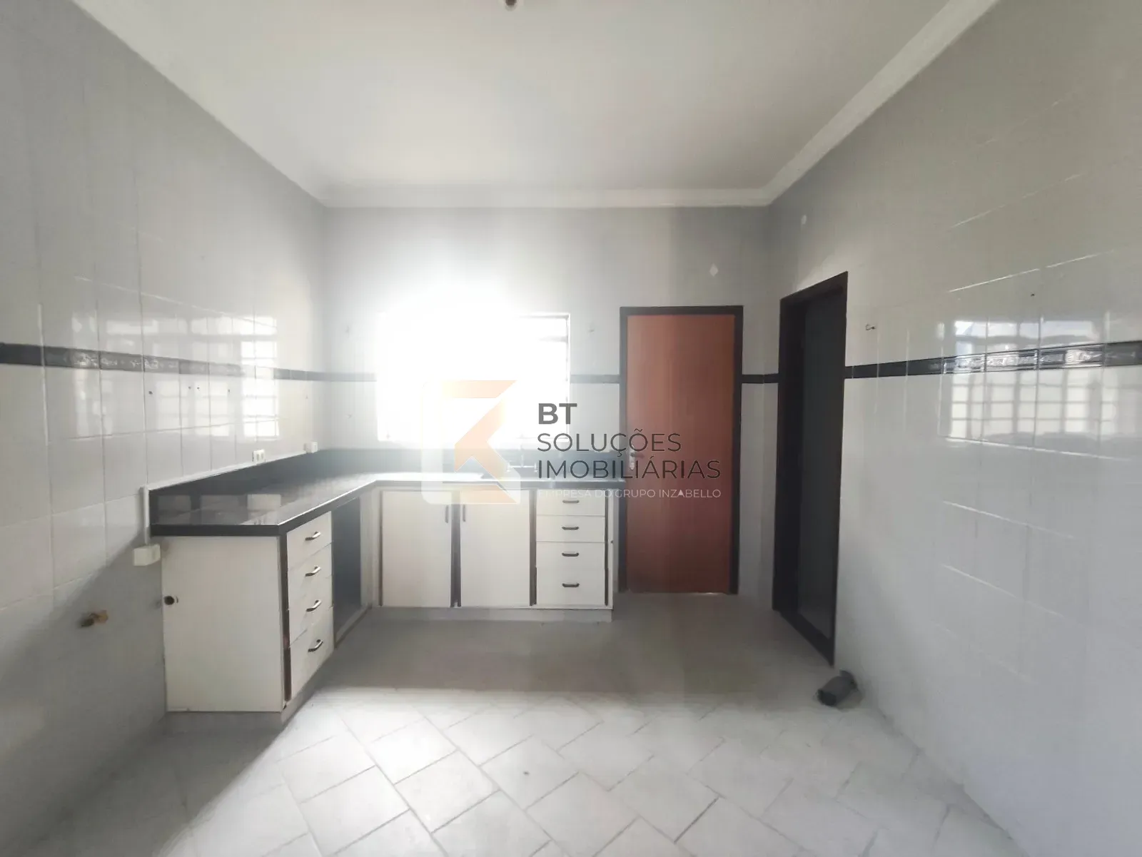 Casa, 1 quarto, 250 m² - Foto 13