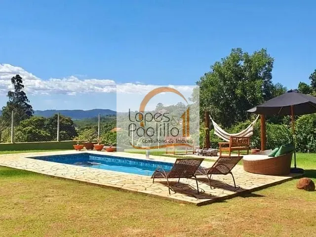 Casa com 1000m² 3 quartos e 2 banheiros, à venda, no bairro Estância Santa Maria do Laranjal em Atibaia